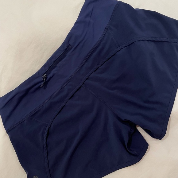 Lululemon Speed Up Shorts - Picture 6 of 9